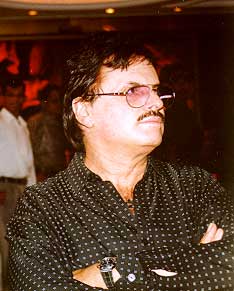 Sanjay Khan