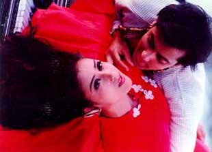 Manisha Koirala and Salman Khan in Khamoshi